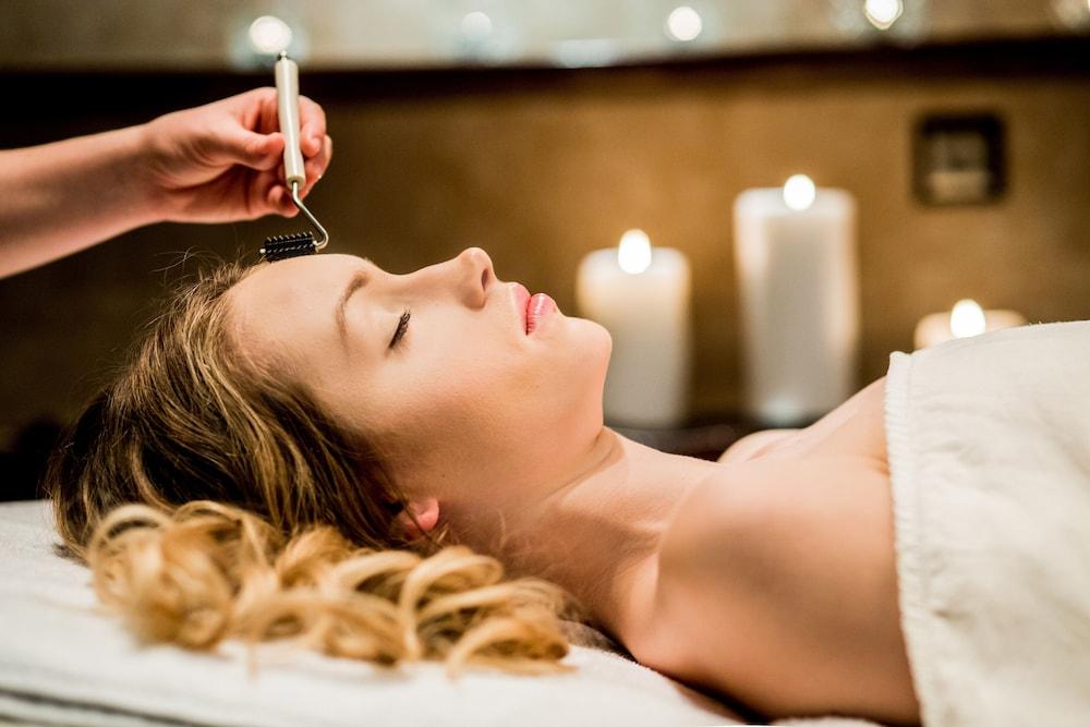Turowka Hotel & Spa Величка Екстериор снимка